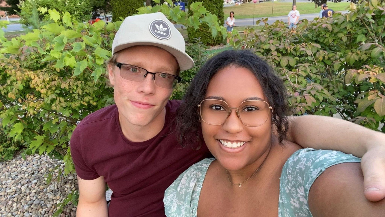 The Wedding Website of Taya Markham and Nick Goman