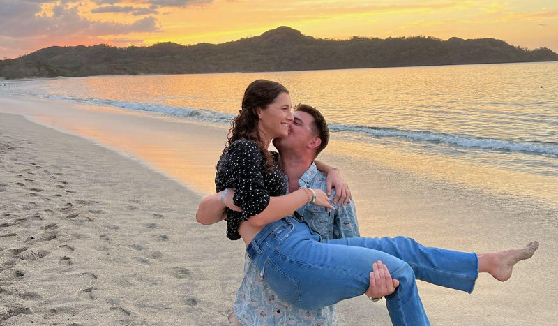 Amanda Woolever and Mac Shelton's Wedding Website