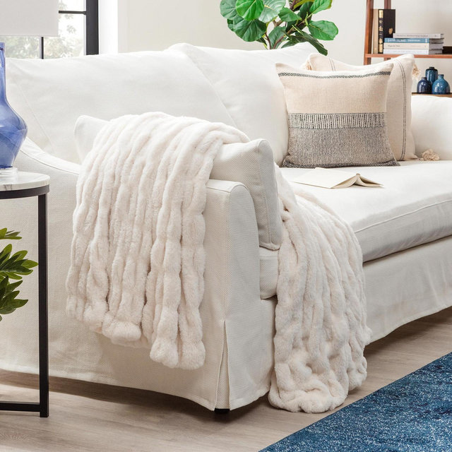 Chanasya Ruched Faux Fur Throw Blanket - Reversible Mink Blanket - 108" x 86” - Cloud