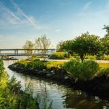 SCENIC WALKS & OUTDOOR SPOTS:
