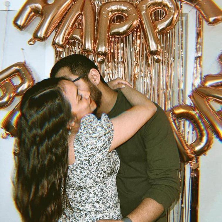 Love making memories with you.
Celebrando tu cumpleaños número 24.