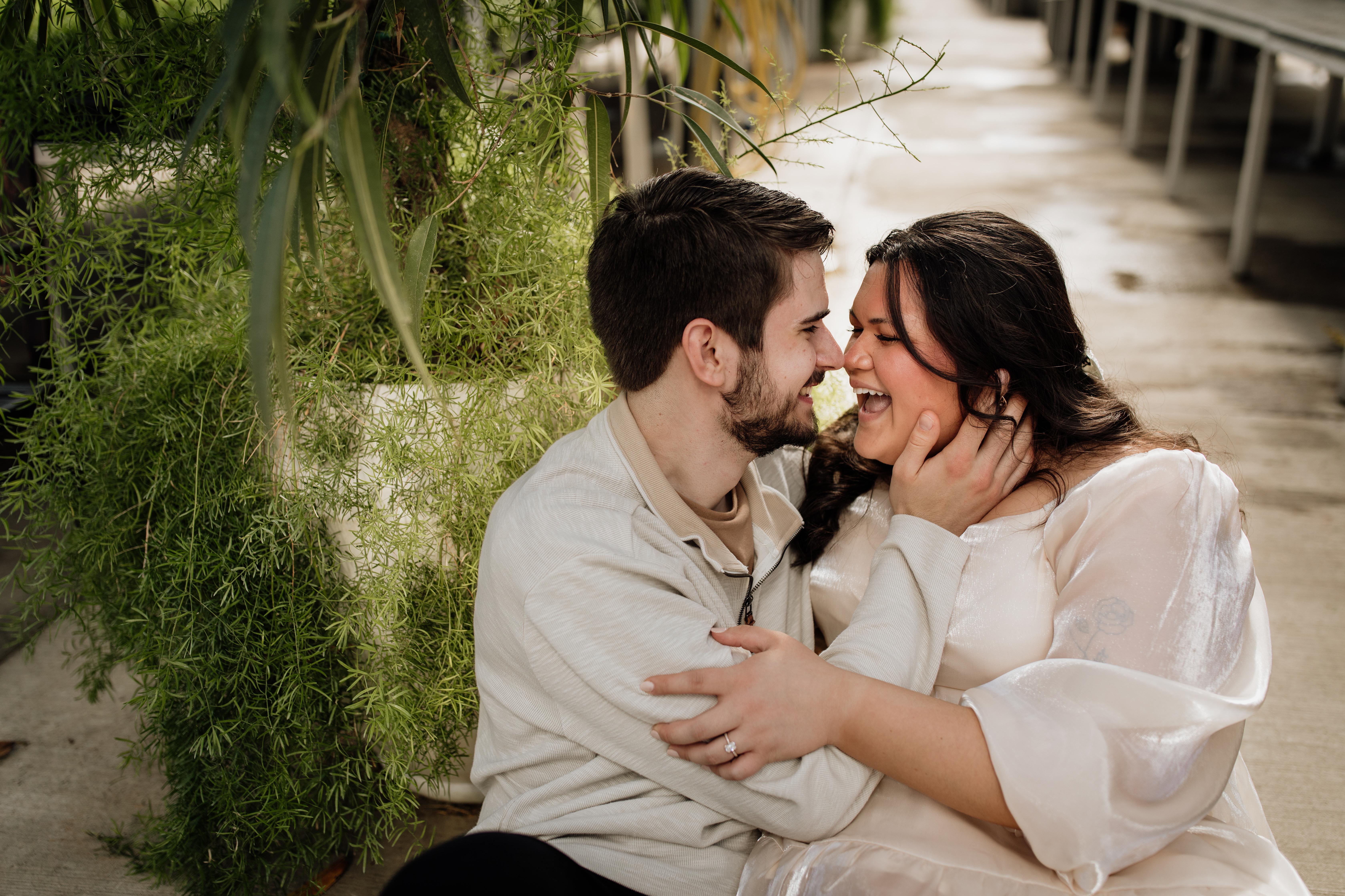 The Wedding Website of Roselyn Andrews and Nicolas Null