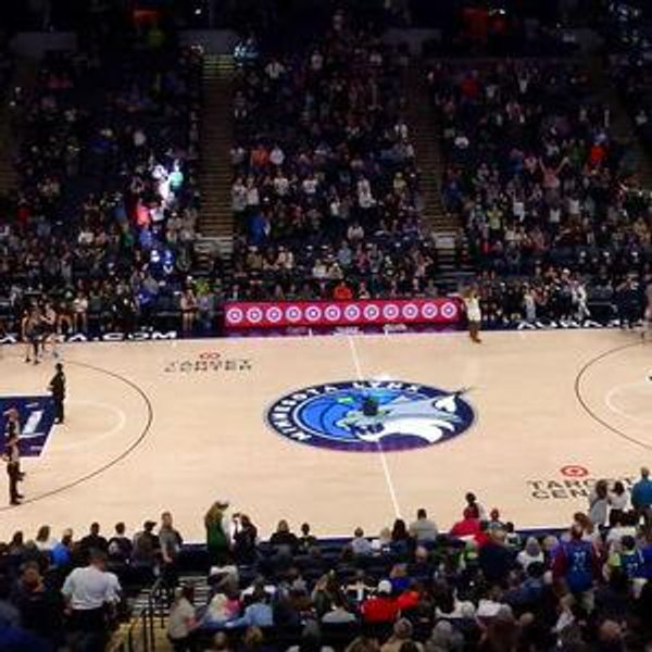 Date night to a Lynx Game!