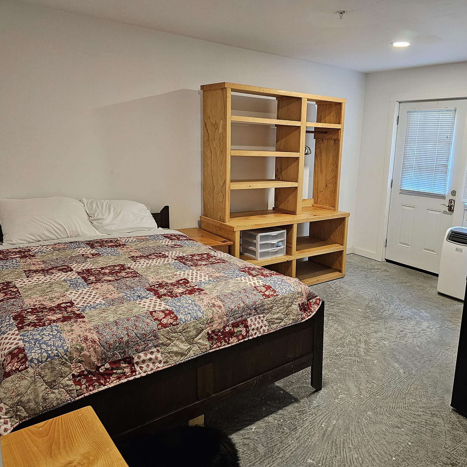 Room on camp