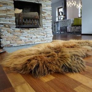 SHEEPSKIN GOLD Throw Genuine leather Sheep Skin  Decorative rug gold comfy, cozy, hair is very thick, shiny !