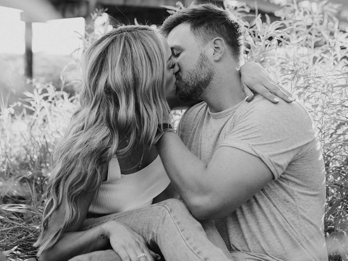 The Wedding Website of Cheyanne Mrsny and Derek Poutre