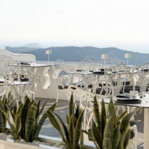 Lunch in Santorini