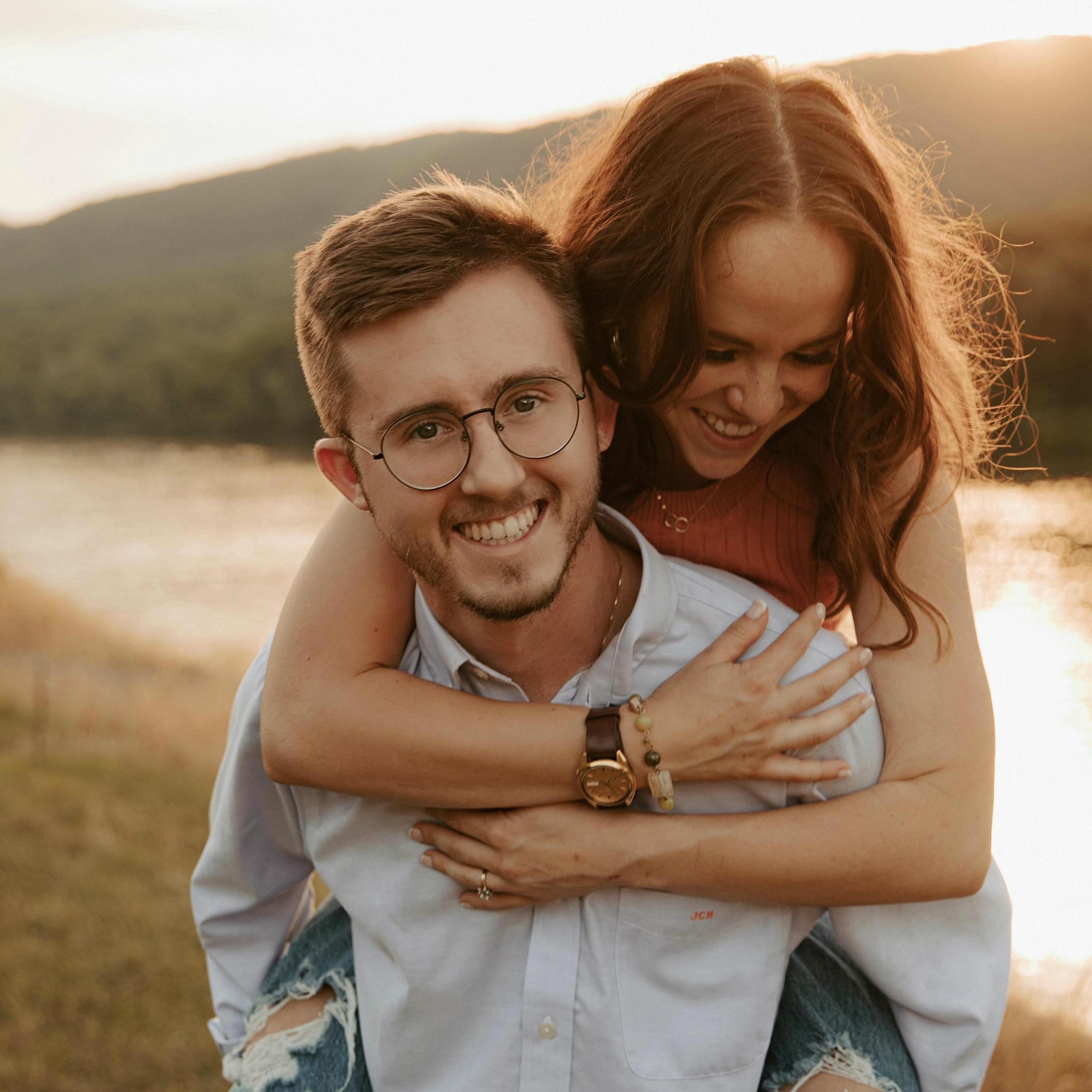 <3
