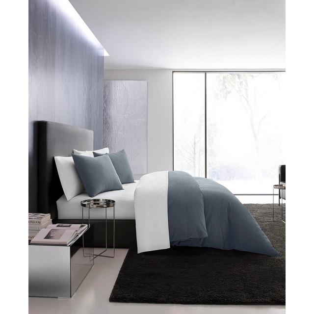 Vera Wang Waffle Pique Duvet Set, Queen