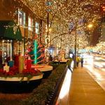 Lights and shopping on the Magnificent Mile (Michigan Avenue)