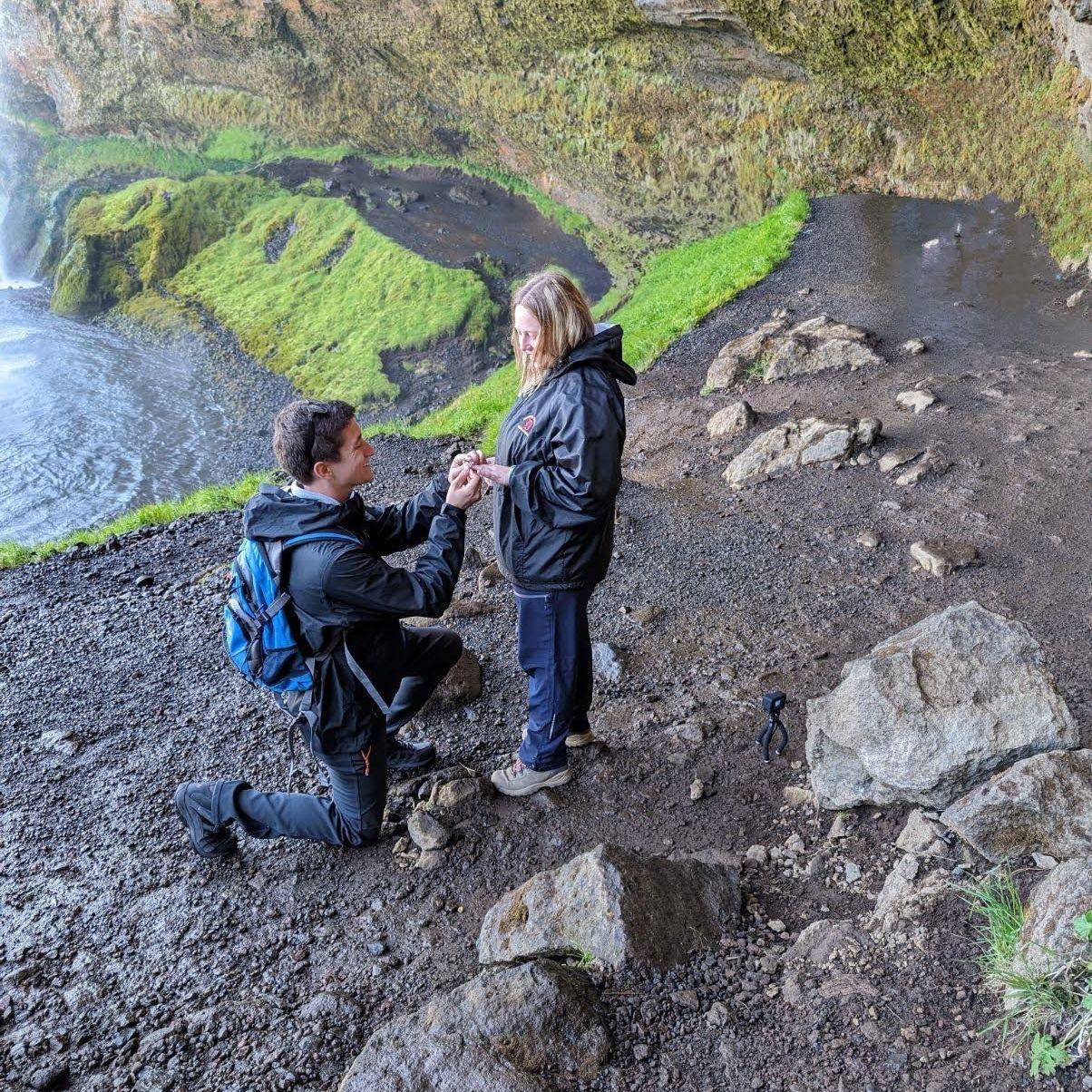 Engagement in Iceland