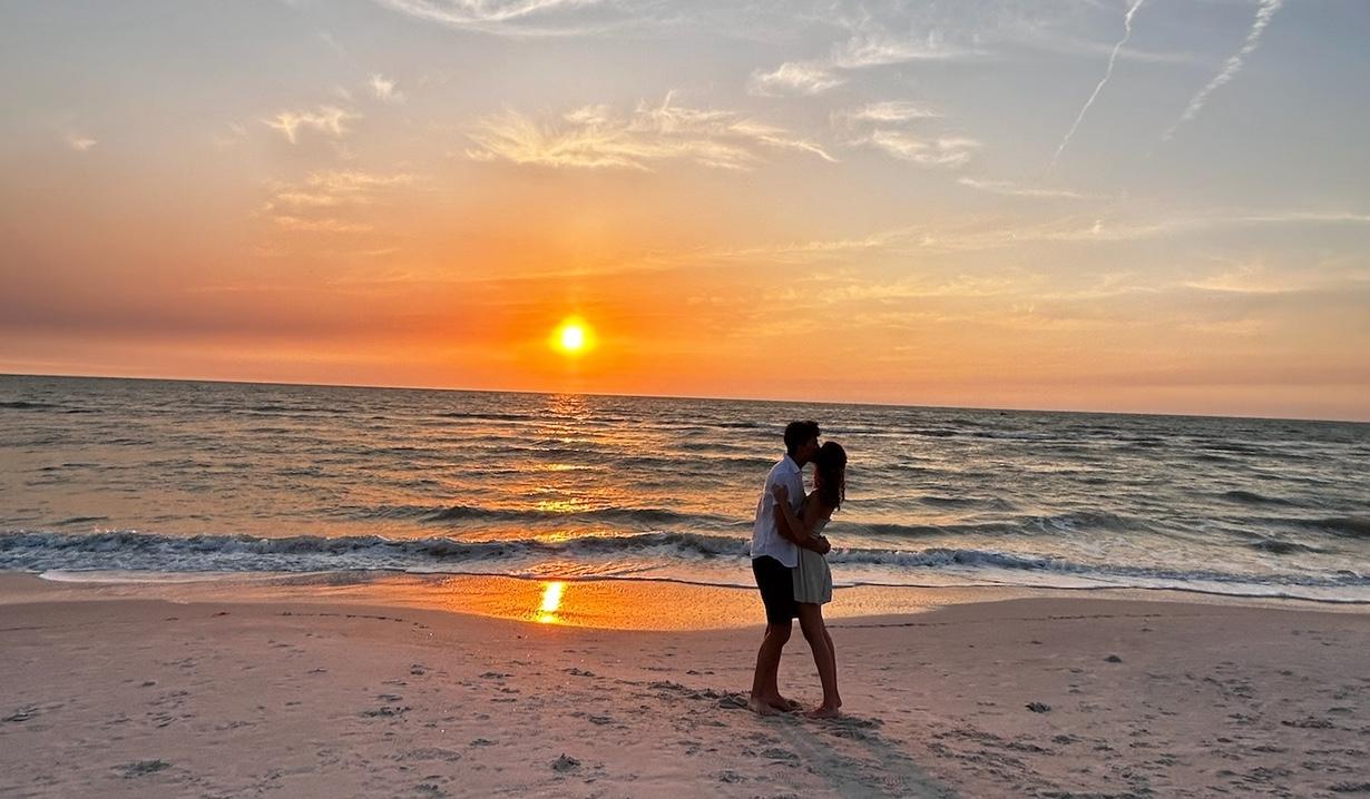 The Wedding Website of Madelyn Hawver and Daniel Lopez