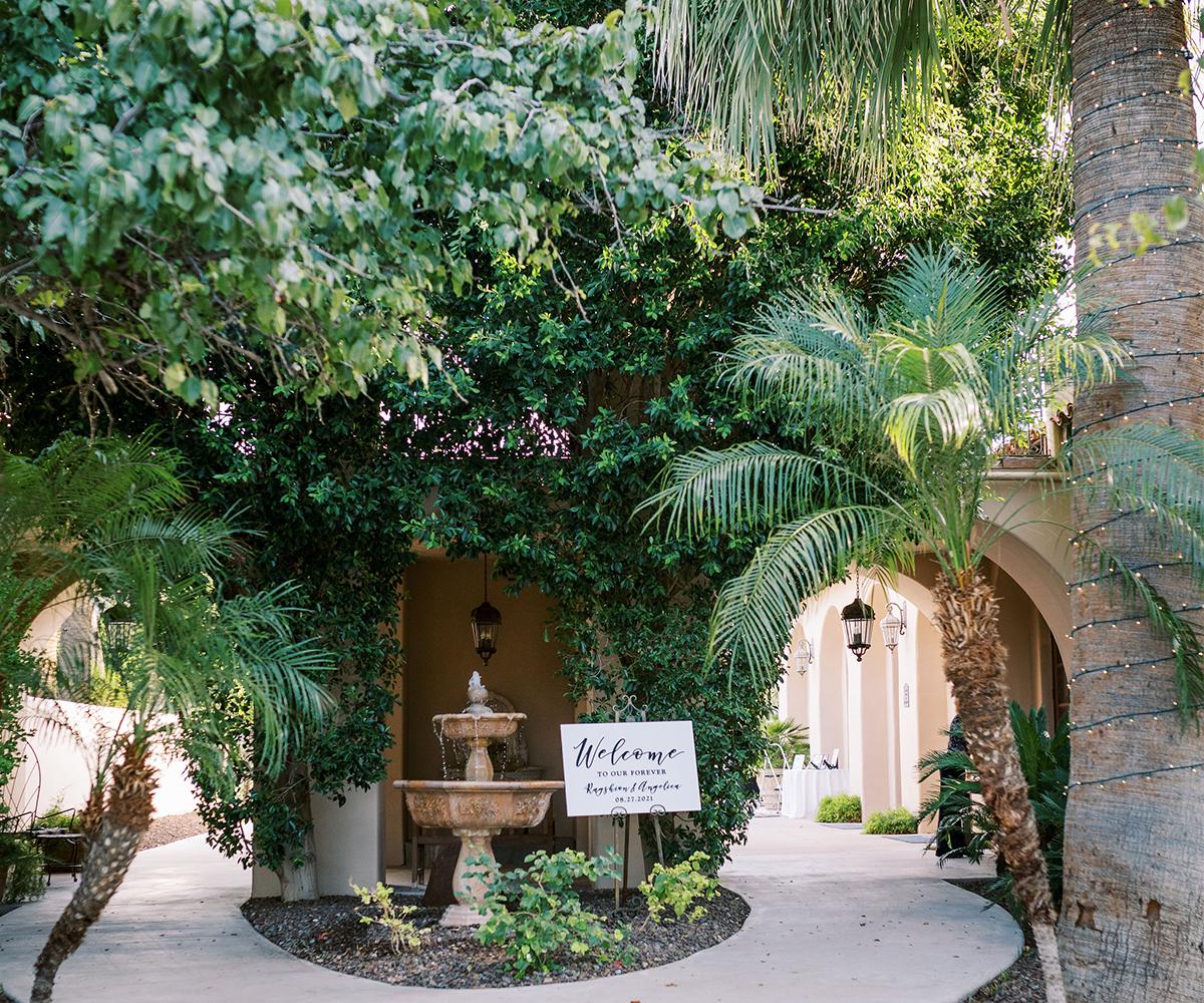The Wedding Website of Joseph Maxwell and Lindsey Butler