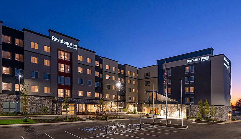 The Wedding Website of Lauren Clark and Sam Morris