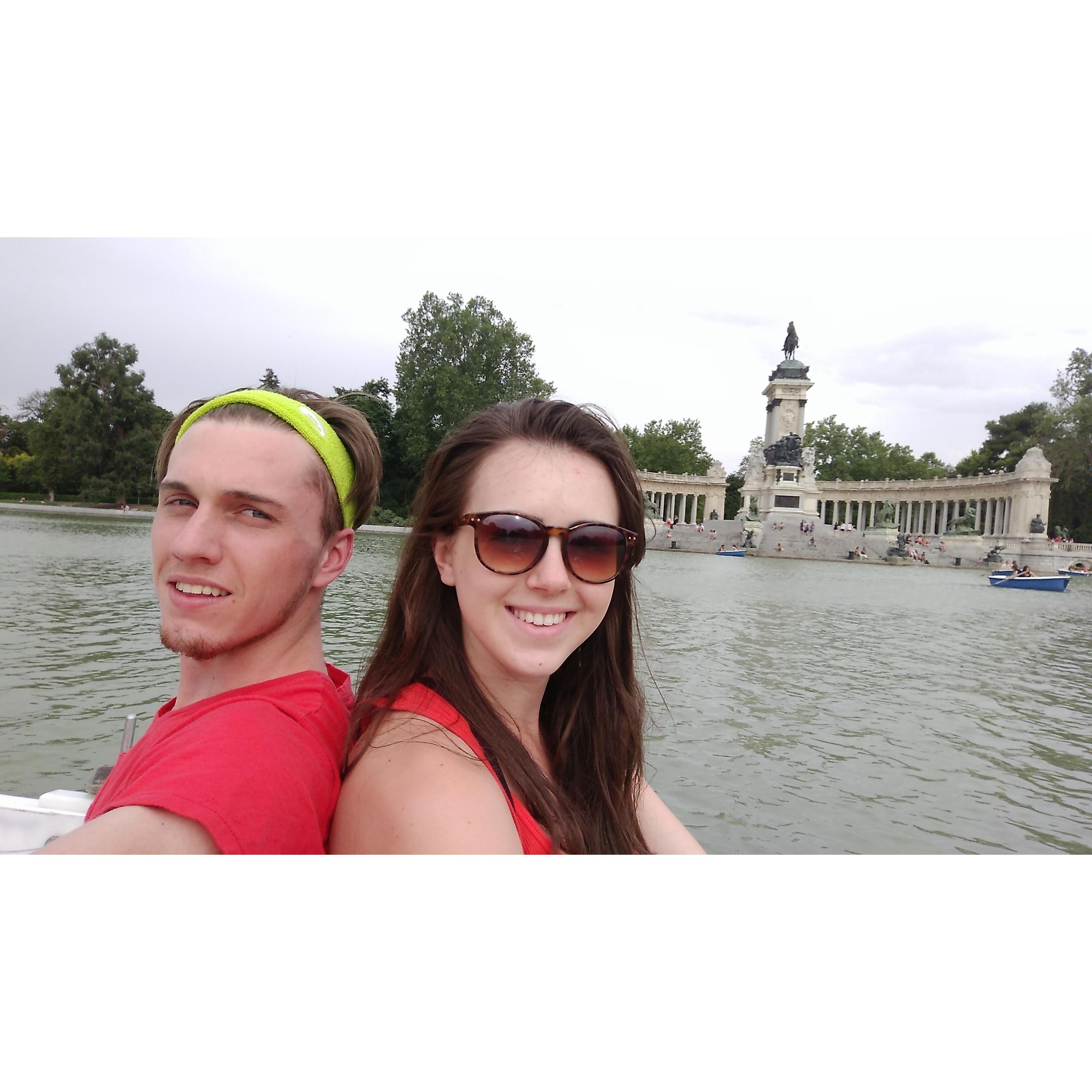 Rowing down the pond in Madrid 2016