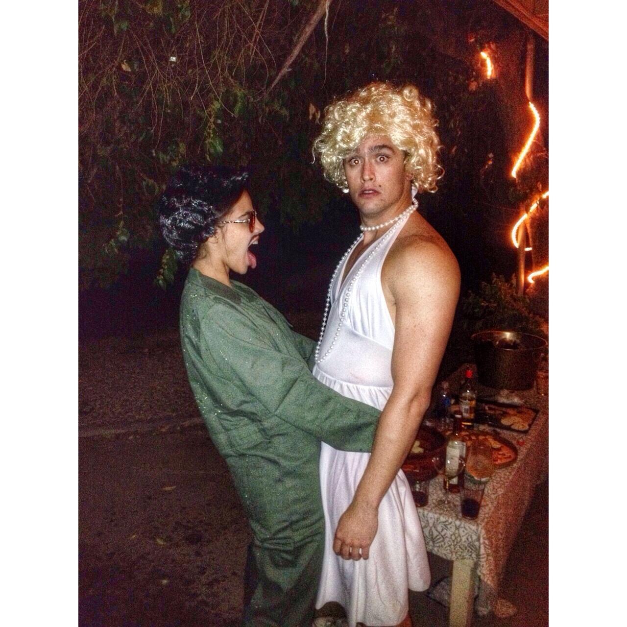 Primera fiesta de Halloween.
First Halloween party.