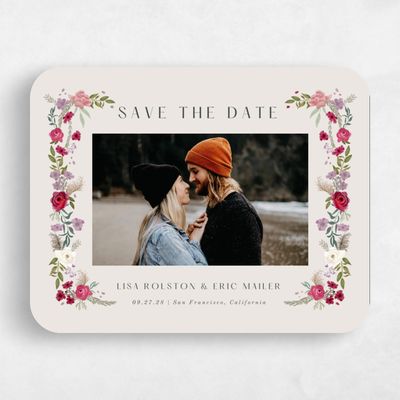 Red Rounded Wedding Save the Date - Miele Photo