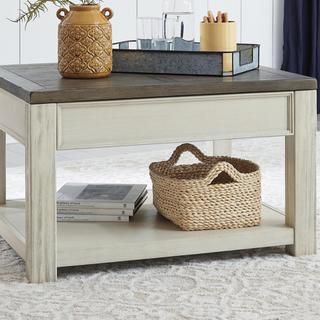 Bolanburg Lift Top Cocktail Table