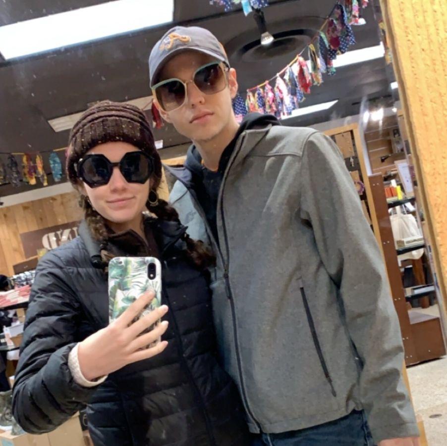 We are fashionable we know