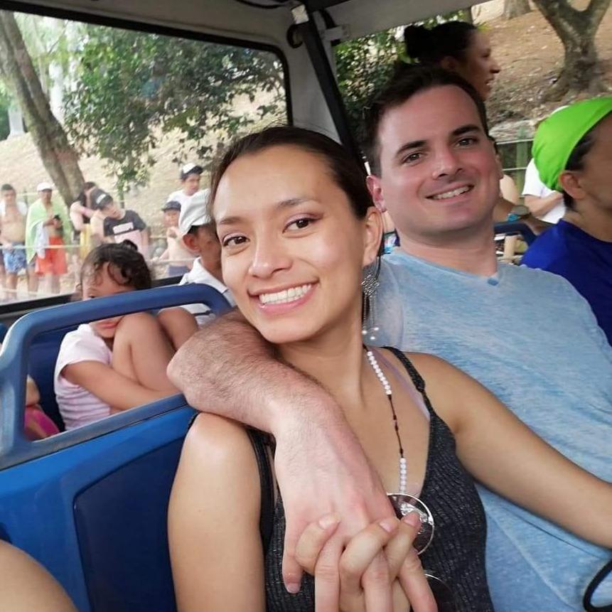 Enjoying Piscilago in Colombia, a Zoo and a water park :)