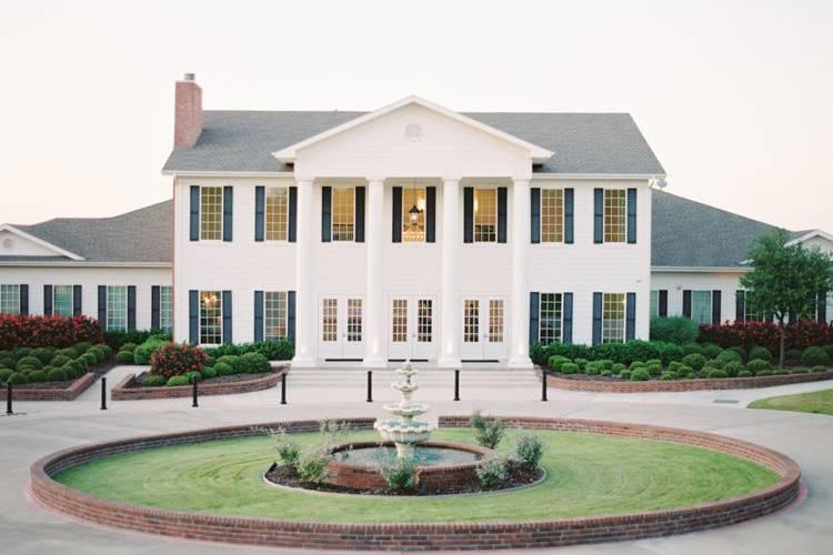 The Wedding Website of Erynn Williams and Chance Reed