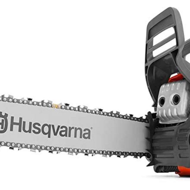Husqvarna 445 Gas Powered Chainsaw, 50-cc 2.8-HP, 2-Cycle X-Torq Engine, 18 Inch Chainsaw with Automatic Oiler, For Wood Cutting and Tree Trimming