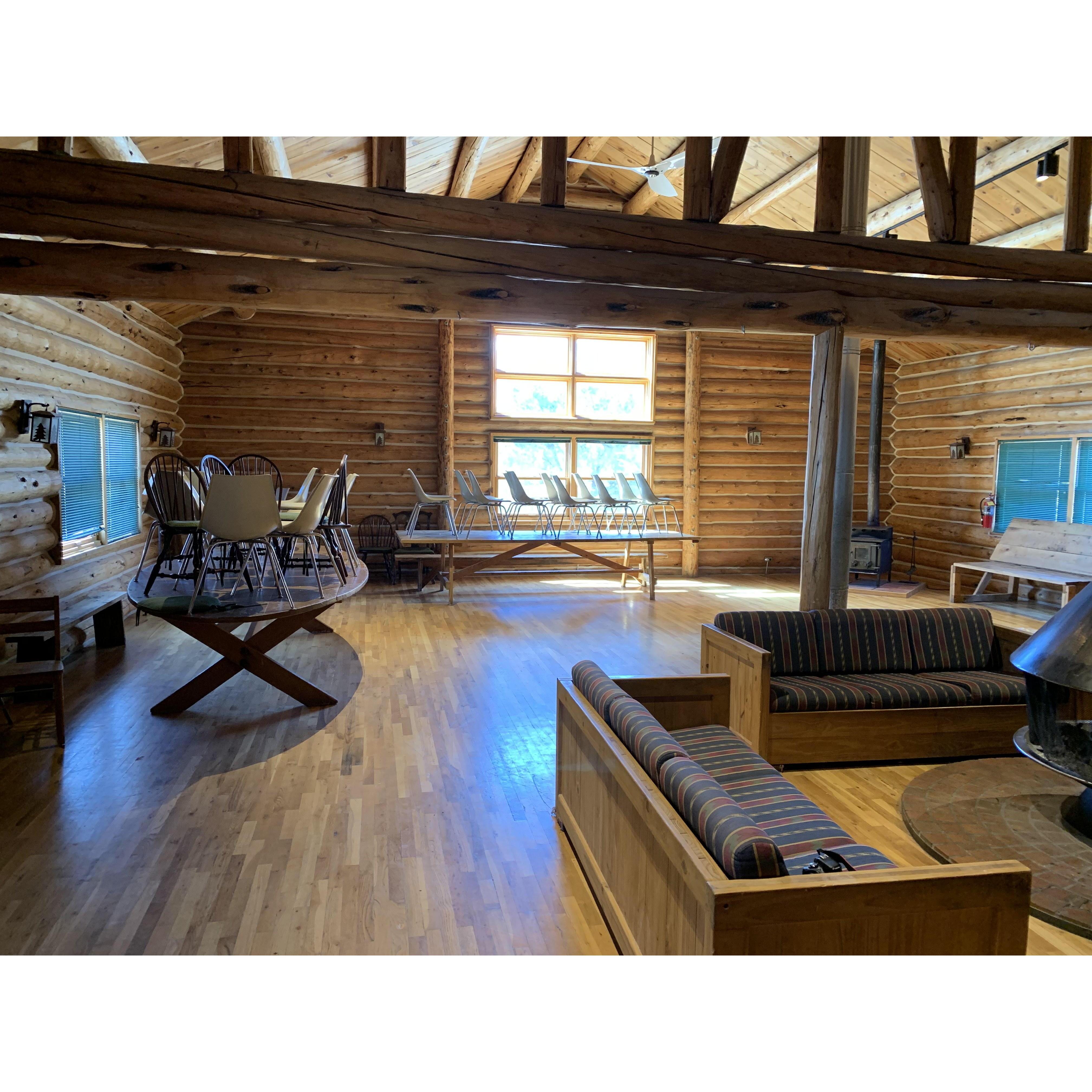 The main lounging area at the Mountain Lodge