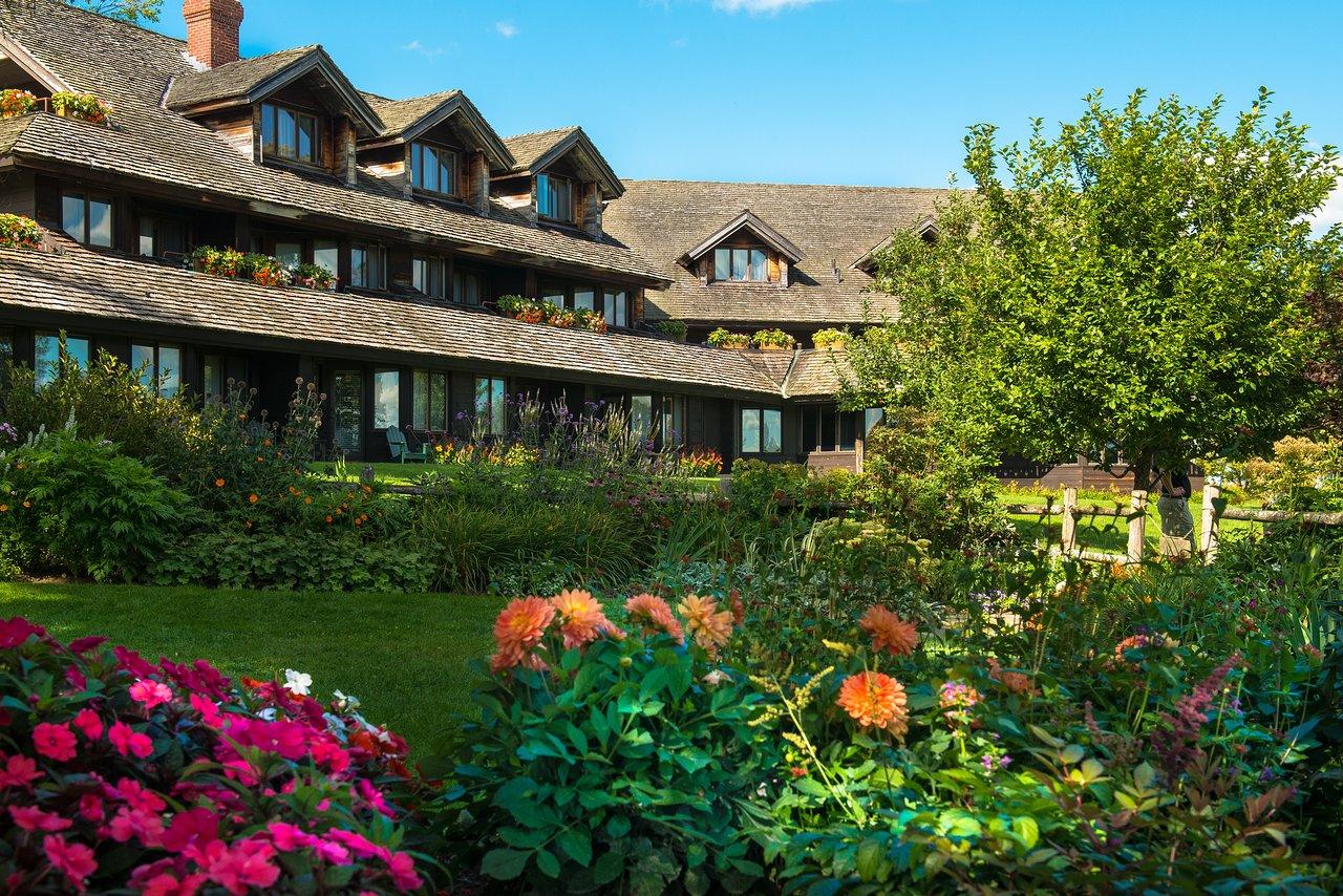 The Wedding Website of Becky Mohns and Tim Whooley