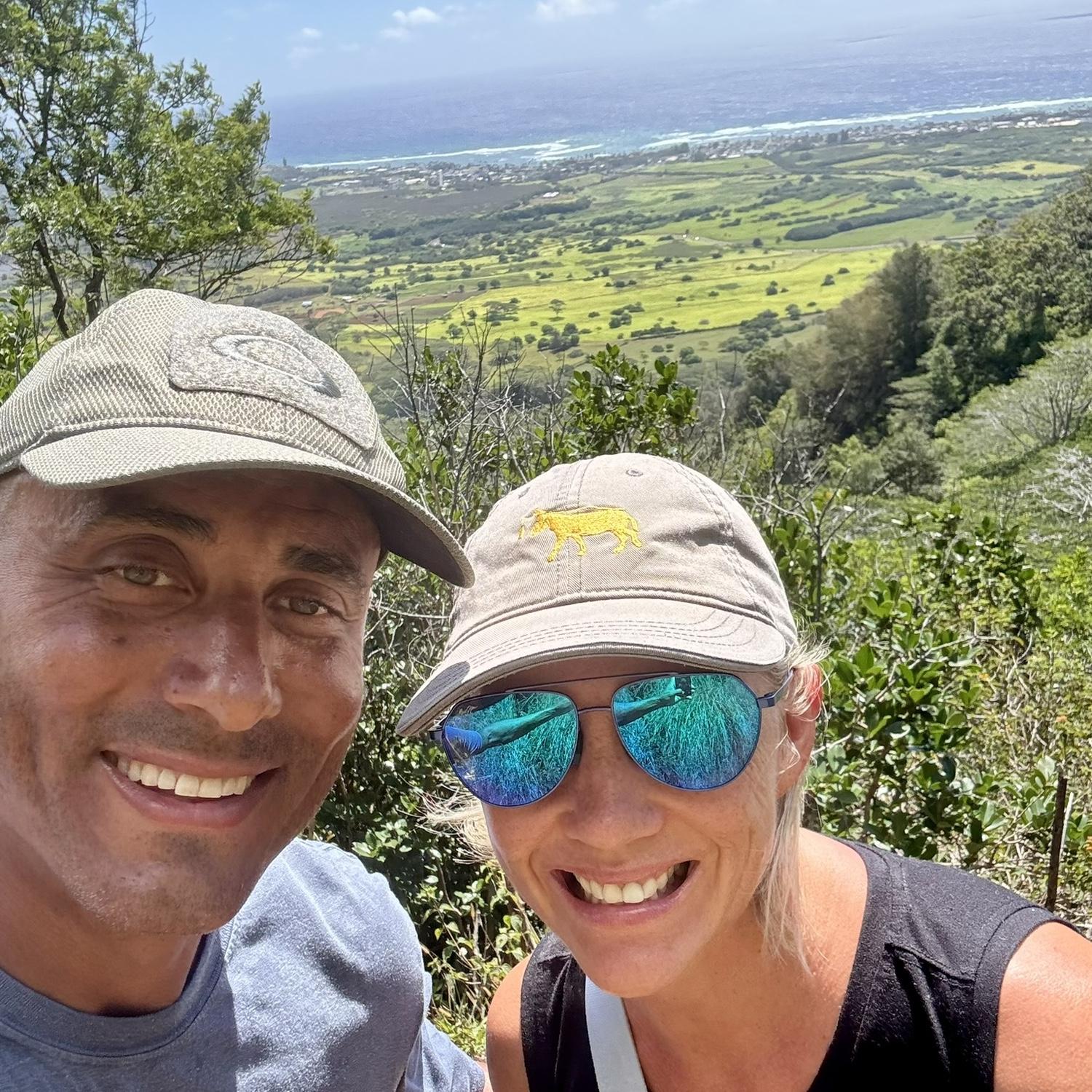 Honeymooning in Kauai - we especially loved this hike up Sleeping Giant!