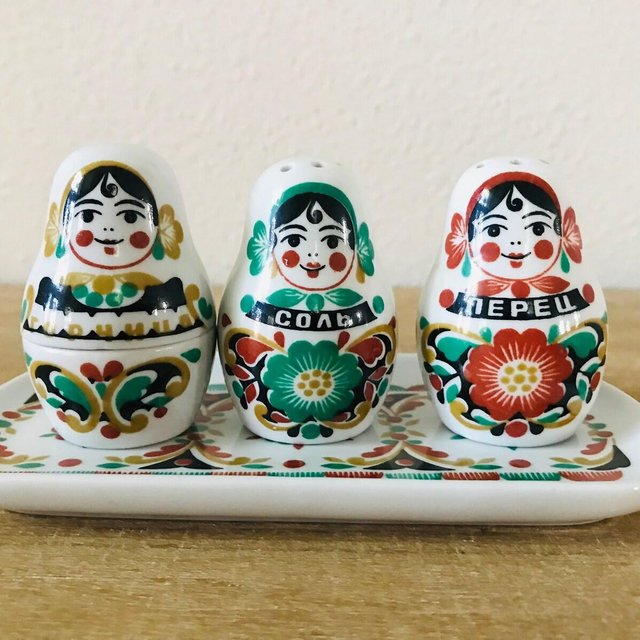 Vintage Porcelain Salt Pepper Shaker Mustard Nesting Doll Matryoshka Russian Ethnic Slavic Folk Easter Table Decor Figurine Ethnic Slavic