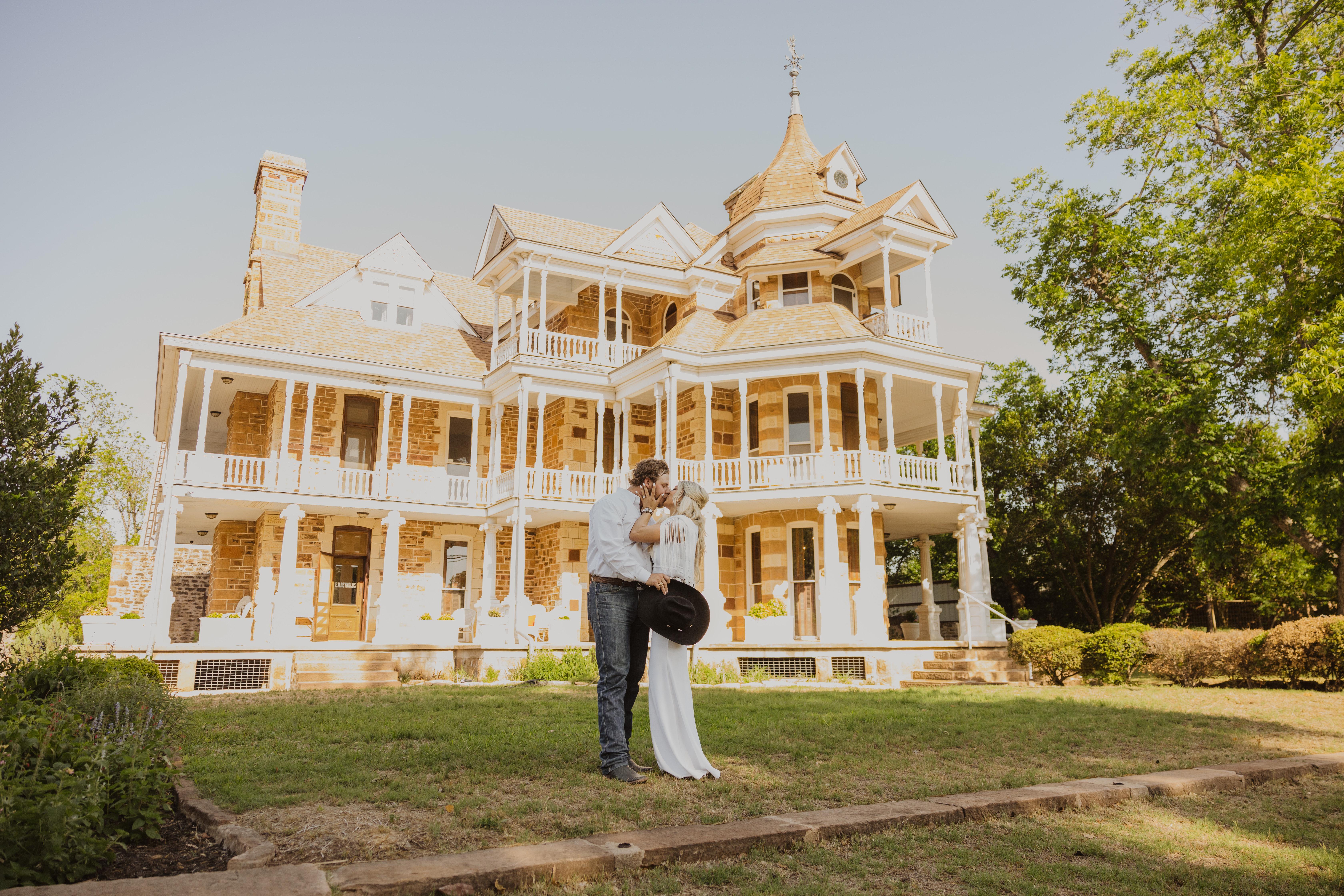 The Wedding Website of Audrey Wilde and Sterling Kothmann