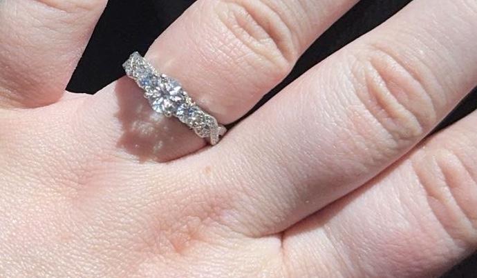 The Wedding Website of Anjelena Mcdaniel and Lewis Metze