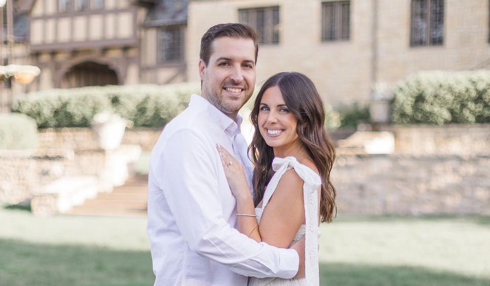 The Wedding Website of Jessica Dionesotes and Logan Gschwendtner