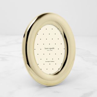 Picture This Oval Puffed Frame