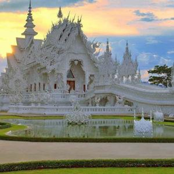 Chiang Mai Historic Temples & City Tour