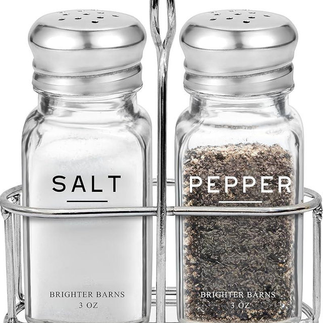 Glass Salt and Pepper Shakers Set with Holder by Brighter Barns - Modern Kitchen Decor, Dining Table Countertop Accessory - Cute Salt and Pepper Set with Caddy for Restaurants, Farmhouse Decor (Clear)