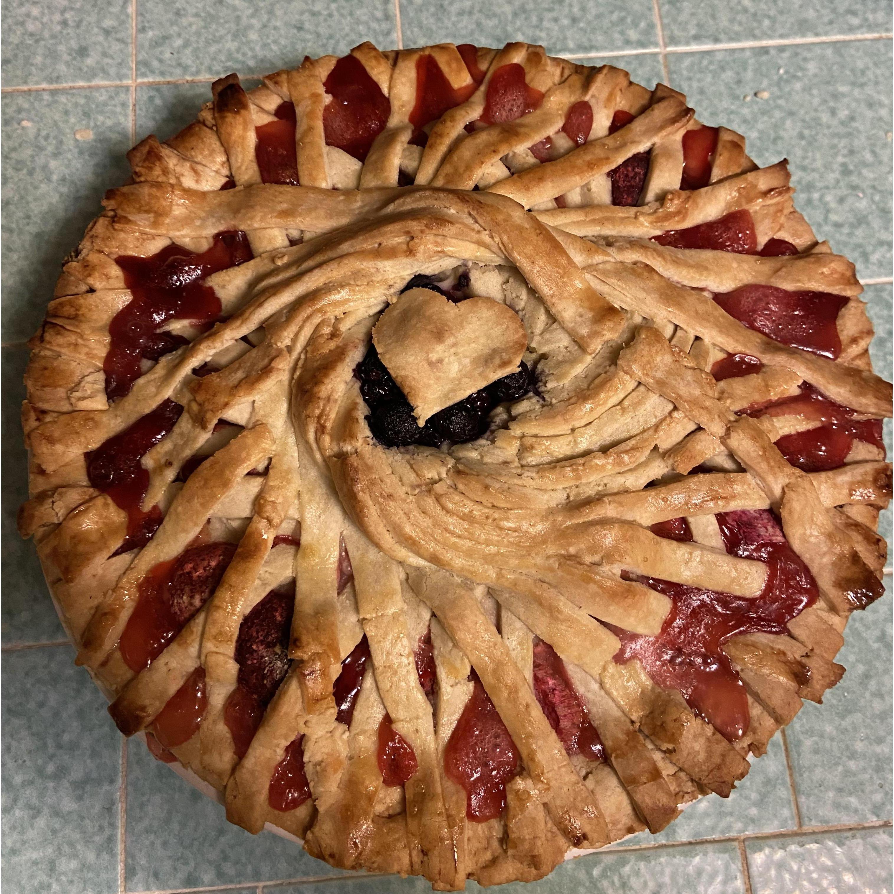 A yummy gluten-free strawberry-rhubarb pie we made together