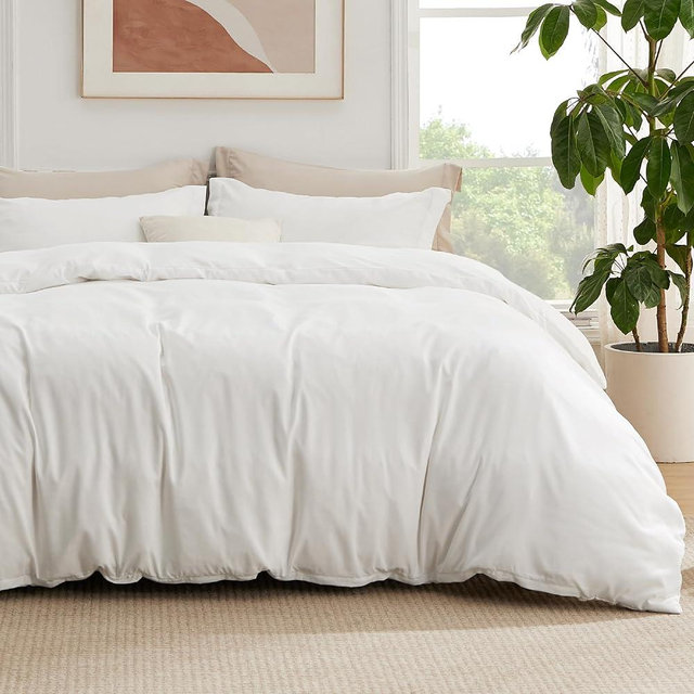 Bedsure Queen Duvet Cover with Fitted Sheet - Soft Double Brushed Bedding Set with Zipper Closure, 4 Pieces, Includes 1 Duvet Cover (90"x90"), 1 Fitted Sheet, 2 Pillow Shams, NO Comforter, White