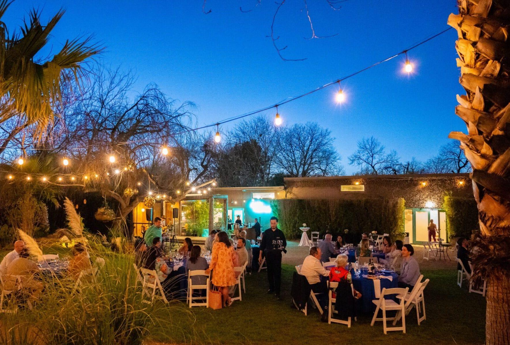 The Wedding Website of Kavi Kardos and Tim Sanderson