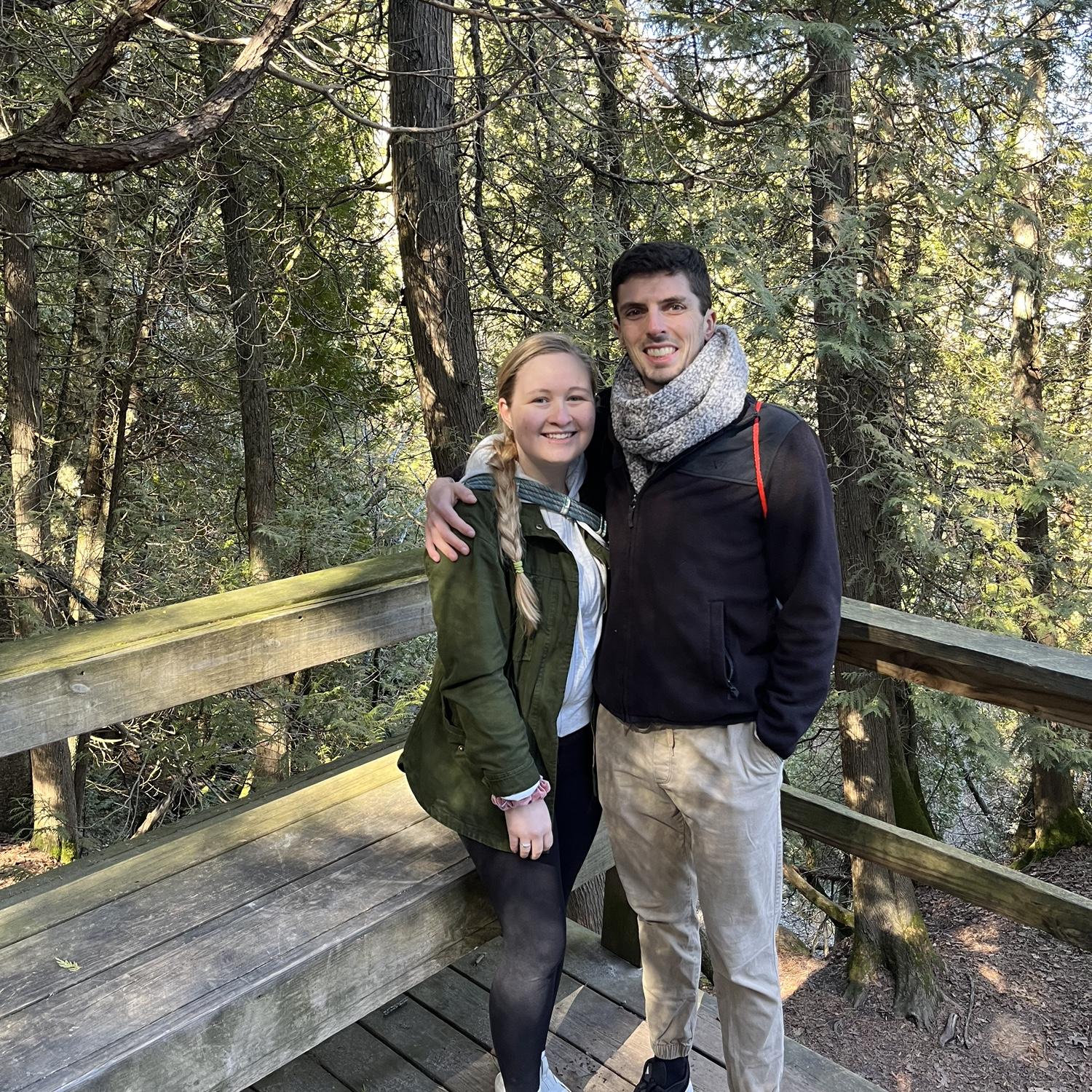 Hiking at Lion’s Den Gorge