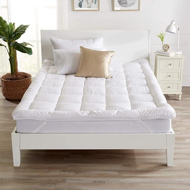 Extra Thick Mattress Topper. Breathable Down Alternative Featherbed. 2-Inch Thick Mattress Pad. Fits Mattresses up to 18” Deep (Queen)