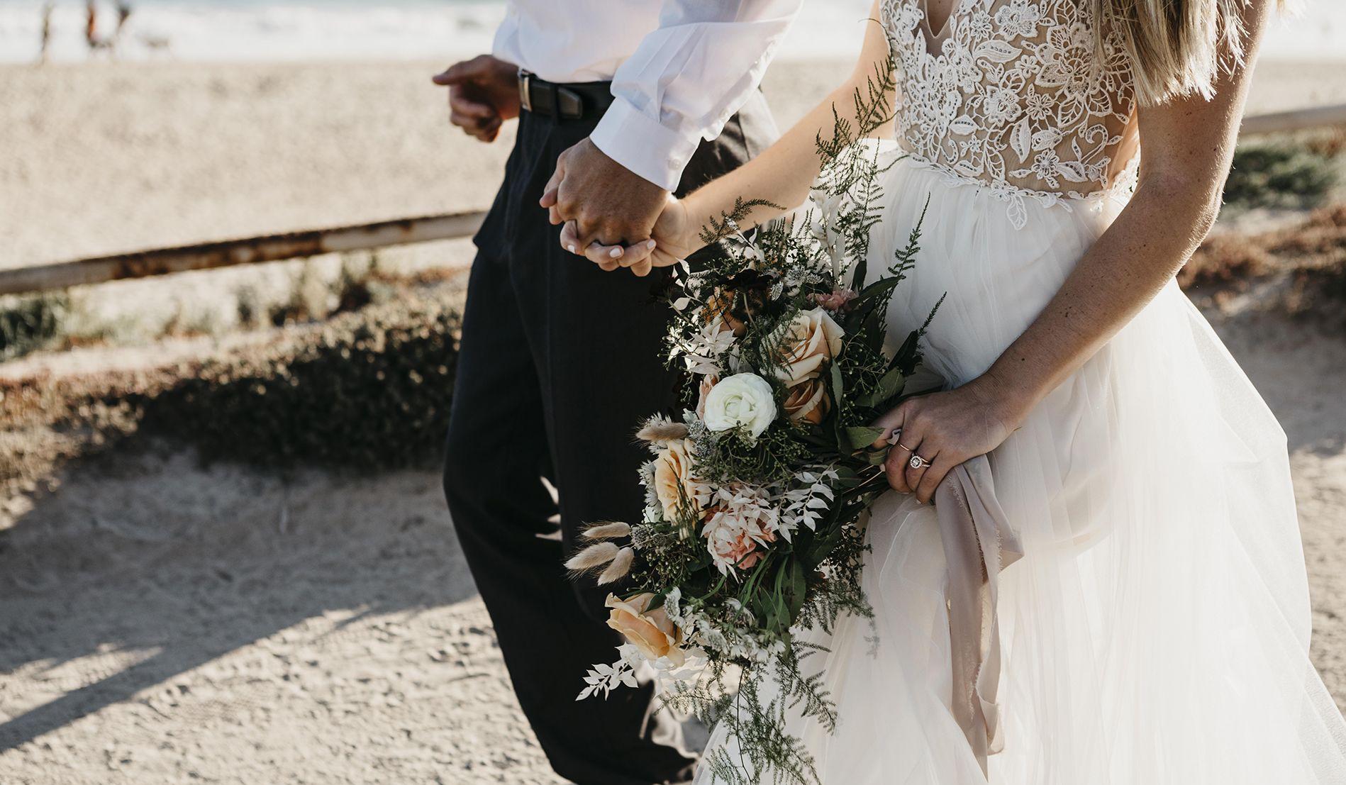 The Wedding Website of Taylor Leavens and Justin Johnson