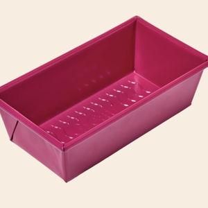 Breadwinner in Pink