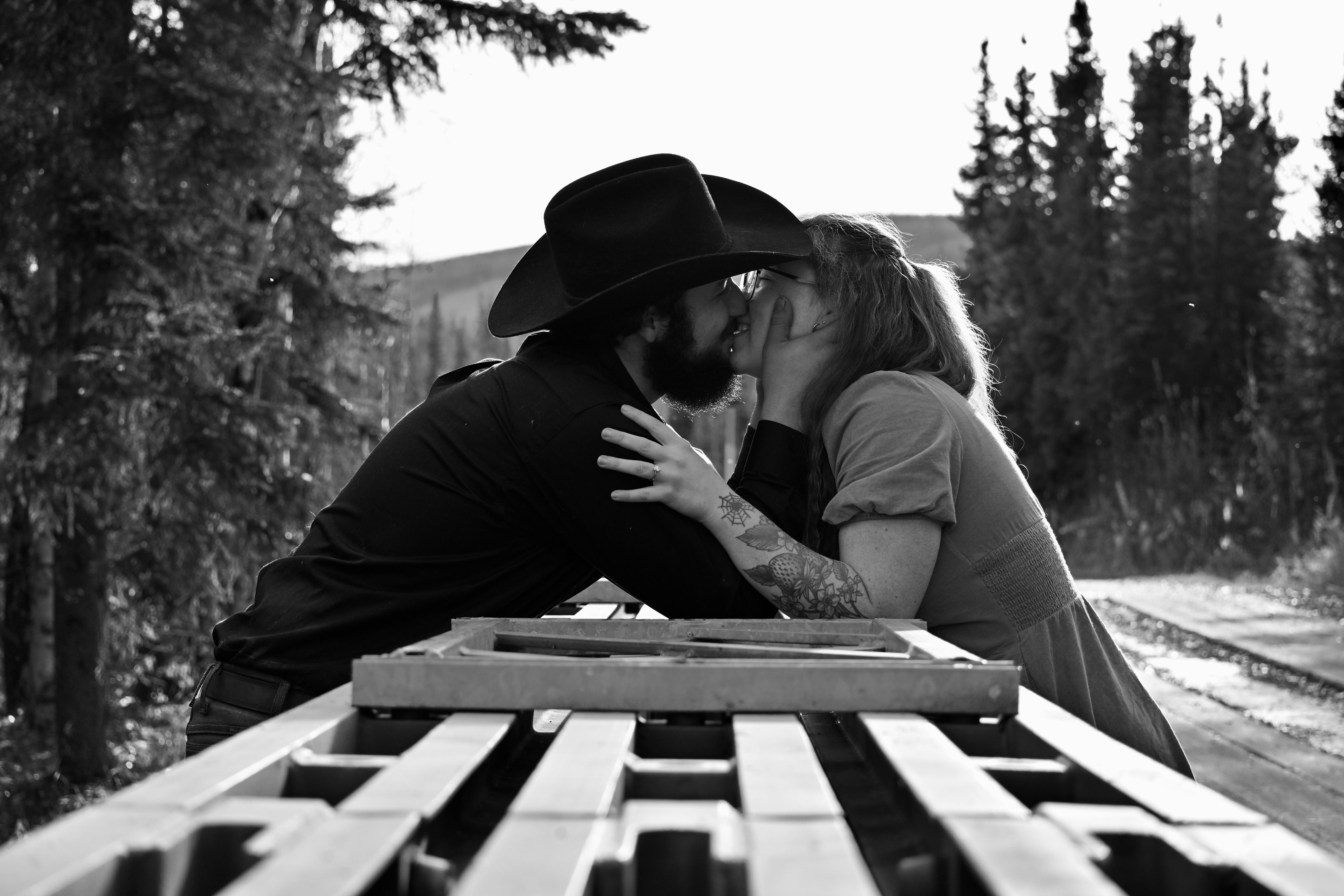 The Wedding Website of April Vandenberg and Matthew Read Jr.