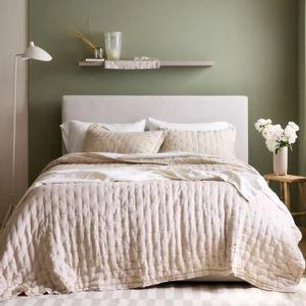 European Linen Dream Quilt Set - Sand, King/Cal King