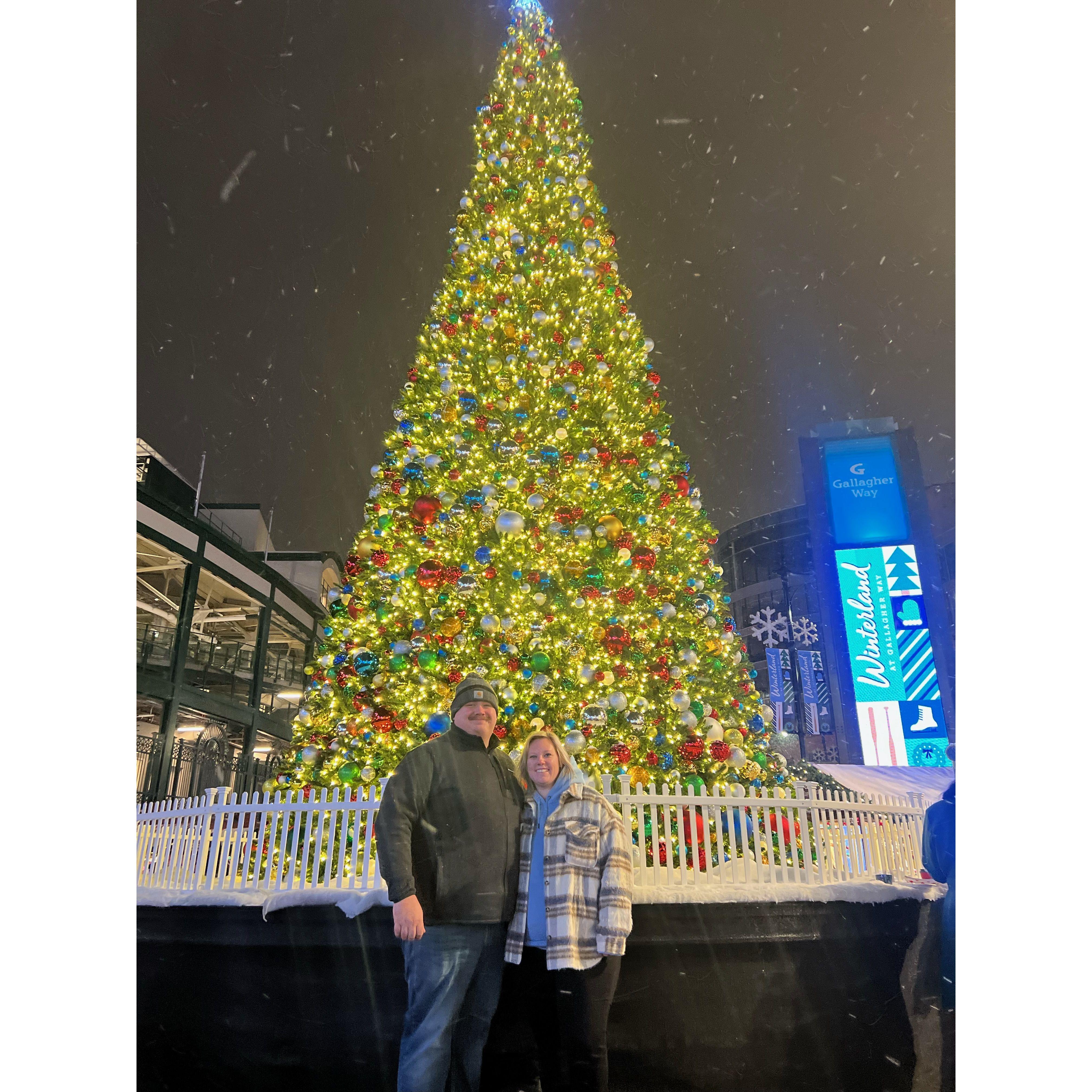 This is their first picture together! Matt planned a night out in the city in Wrigleyville.