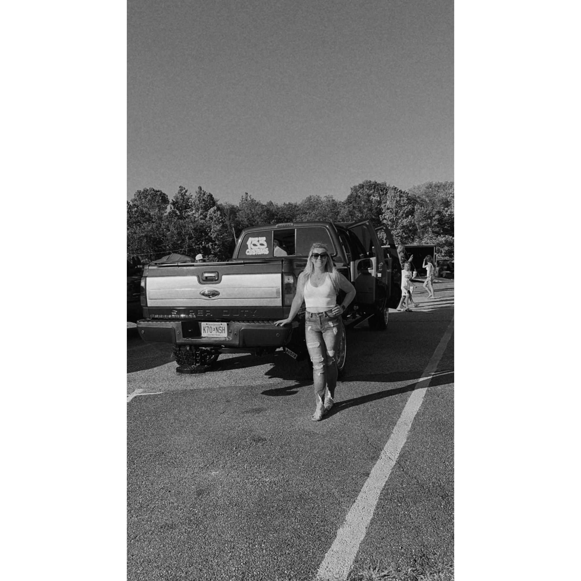 Michele always does her best to support Lee!