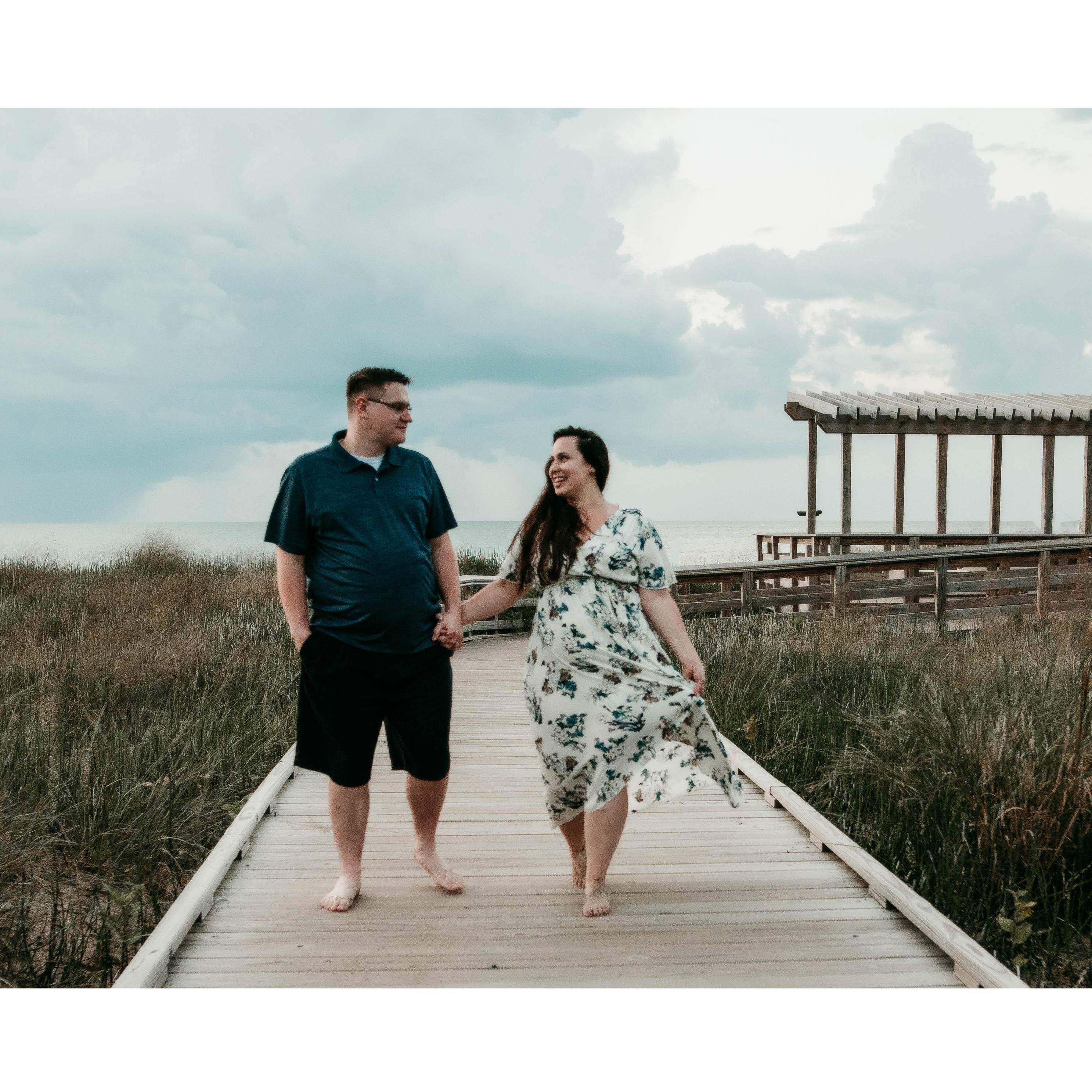 Engagement Session photos provided by the very talented @EllaRosePhotography