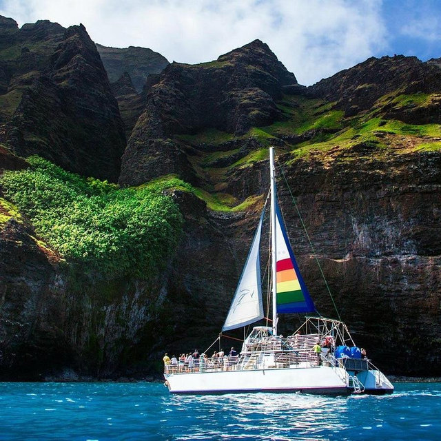 NaPali Coast Sunset Boat Tour
