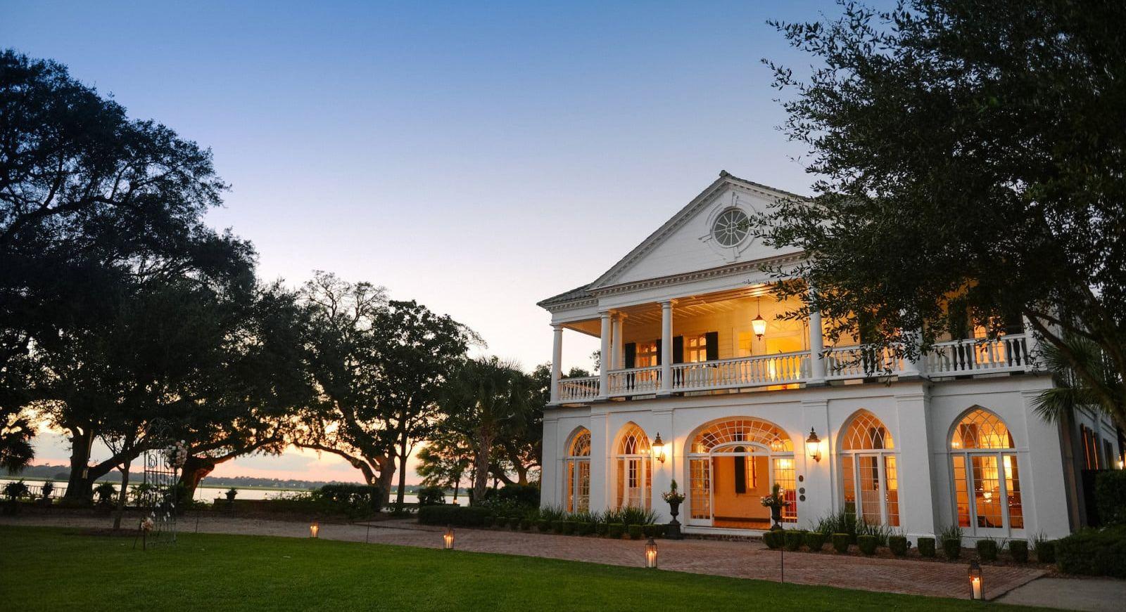 The Wedding Website of Emily Thomas and J.T. LaVia